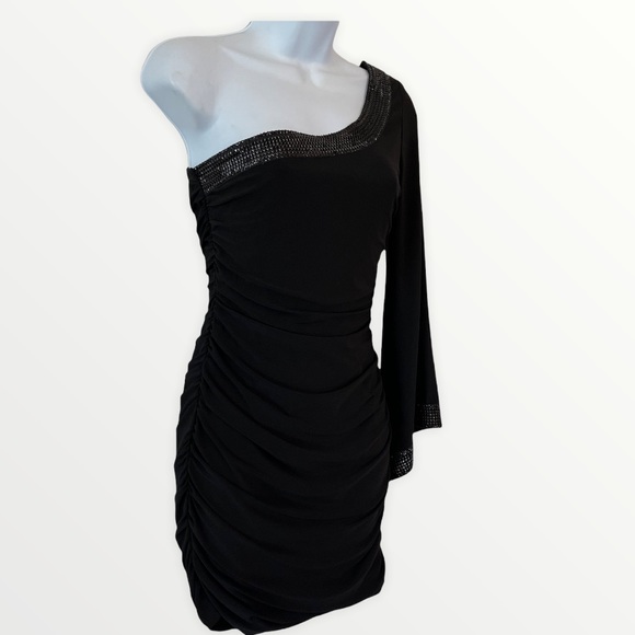 Taboo Black One Flare Sleeve Ruched Mini Dress - Picture 2 of 9